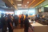 Satpol PP Pekanbaru Temukan Ada Restoran Cepat Saji Buka Siang Hari Layani Pembeli Makan Ditempat