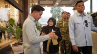 Temui Wapres Gibran, Bupati Siak Perjuangkan Hak DBH bagi Daerah Penghasil SDA