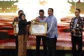 Diinas Perpustakaan dan Arsip Pekanbaru Raih Penghargaan dari ANRI