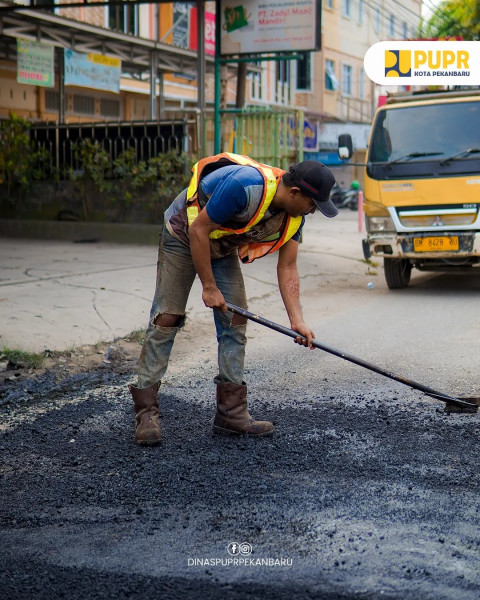 Bertahap, Jalan Rusak Dalam Kota Pekanbaru Terus Diperbaiki