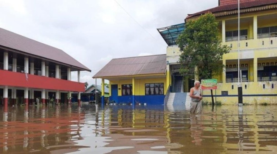 Terdampak Banjir, 17 Sekolah di Pekanbaru  Diliburkan