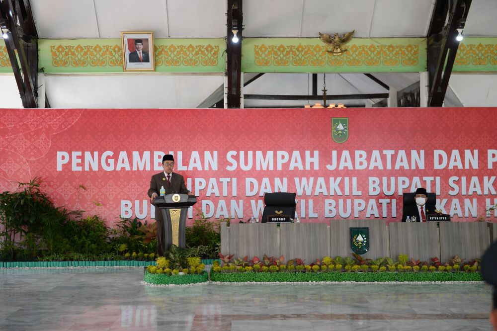 Gubri Lantik Dua Kepala Daerah di Riau