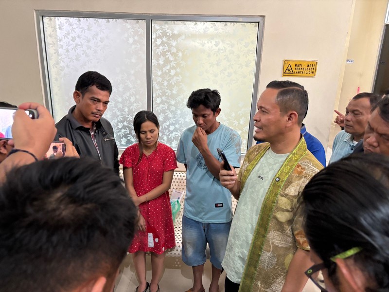 Wako Pekanbaru Besuk Anak yang Jadi Korban Serangan Gajah Liar