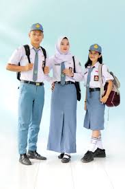 Disdik Riau Keluarkan Surat Edaran Larangan Sekolah Jual Seragam Siswa