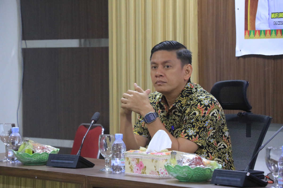 Dinas PUPR Kota Pekanbaru Lakukan Perbaikan   Jalan Durian