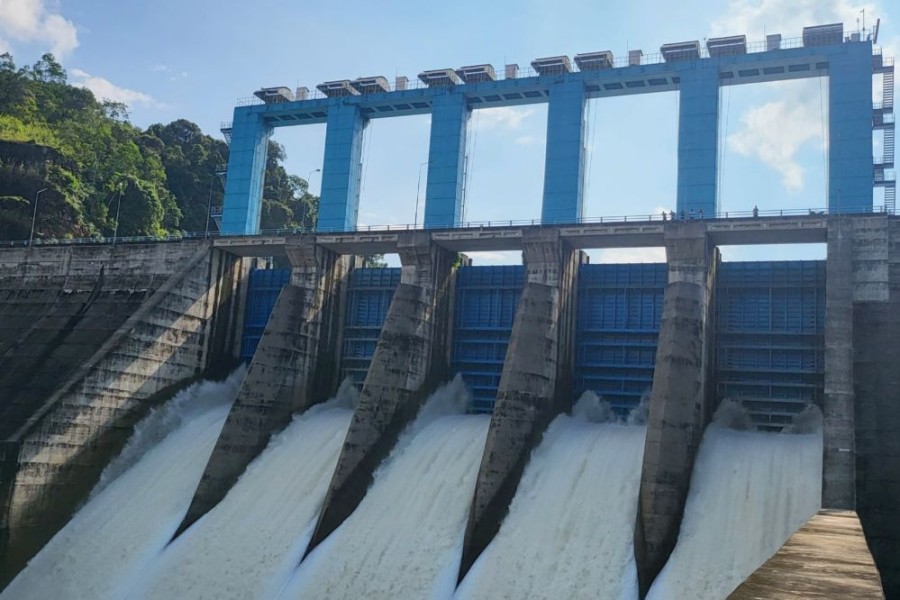 PLTA Koto Panjang Kurangi Bukaan Pintu Pelimpahan Waduk
