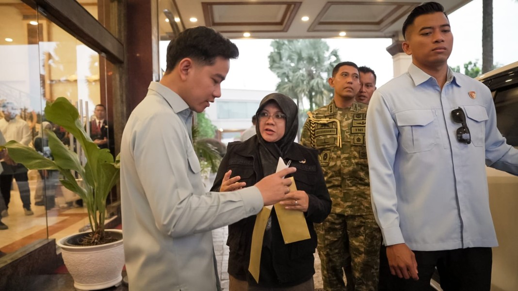 Temui Wapres Gibran, Bupati Siak Perjuangkan Hak DBH bagi Daerah Penghasil SDA