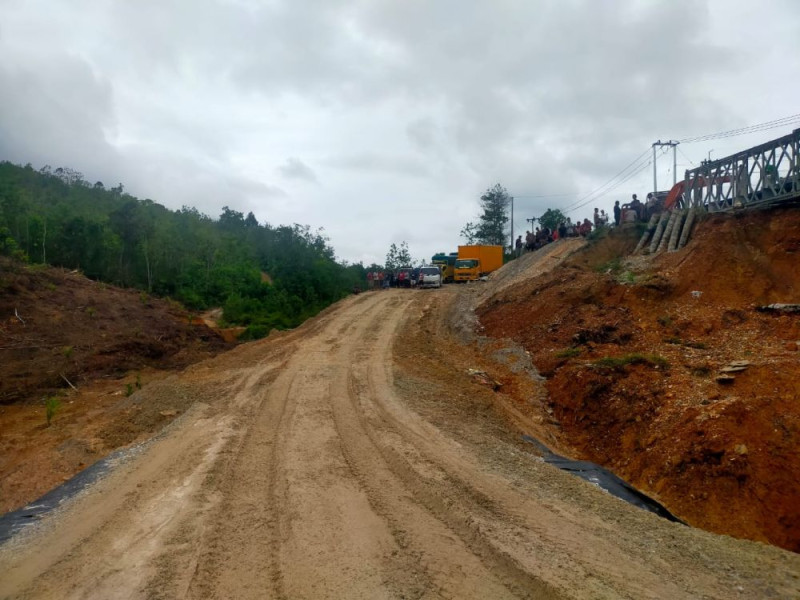 Perbaikan Jalan Lintas Sumbar-Riau Digesa