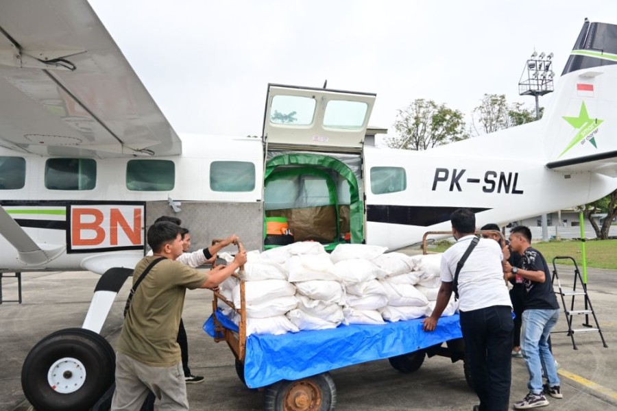 Satgas Udara Karhutla Riau Tebar 10 Ton Garam Operasi Modifikasi Cuaca