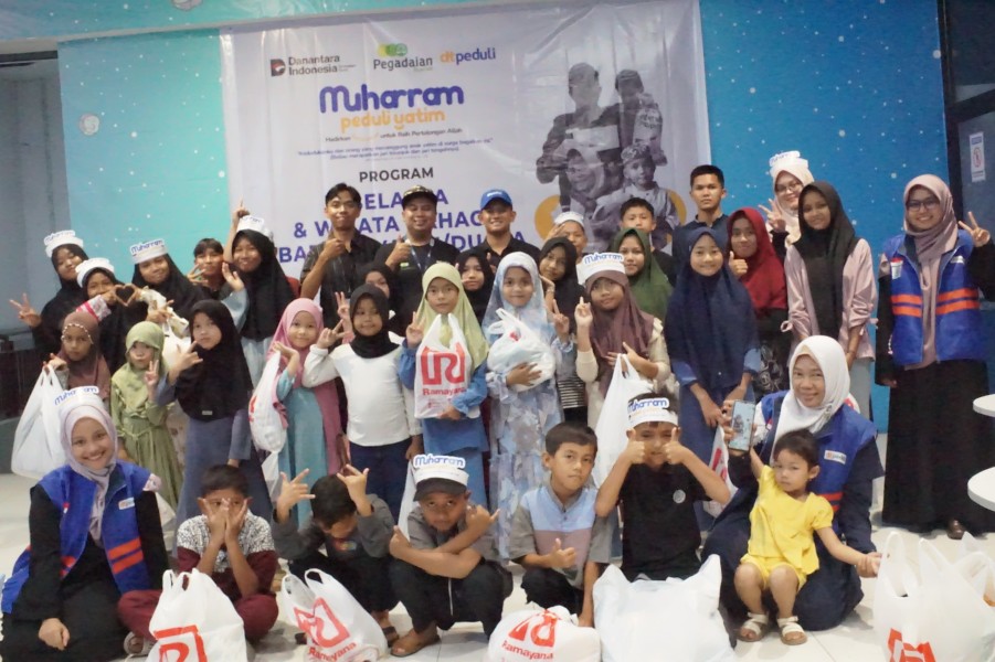 PT. Pegadaian Cabang Syariah Soebrantas Gelar Program Belanja Wisata Bahagia Yatim dan Dhuafa