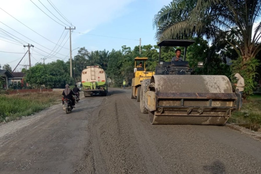 Dinas PUPR-PKPP Riau Siapkan Anggaran Rp37 Miliar Perbaiki Ruas Jalan Cerenti-Air Molek
