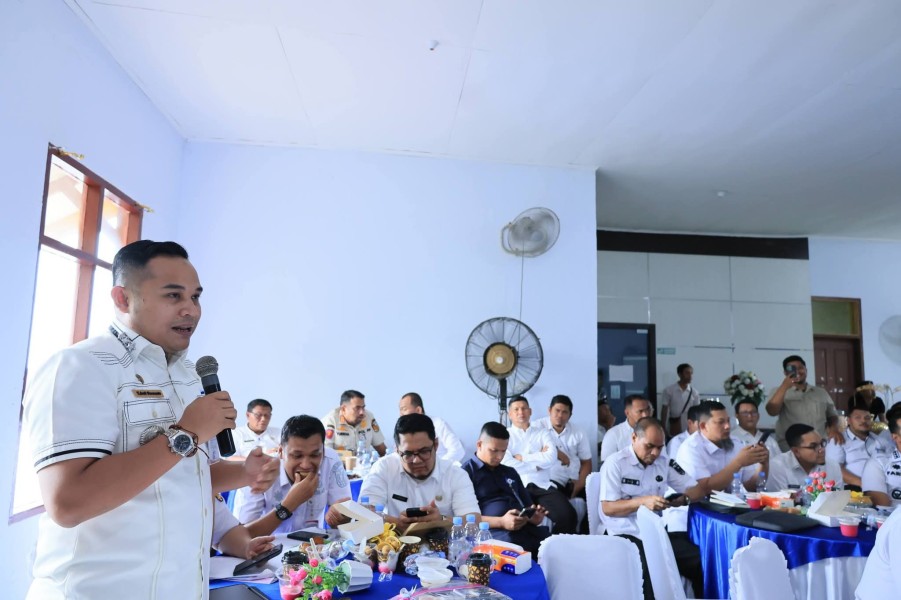 Wako Ingatkan Camat   Respon  Keluhan Warga