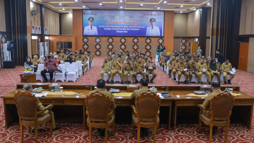 Wawako Pekanbaru Buka Sosialisasi Pembentukan Koperasi Merah Putih