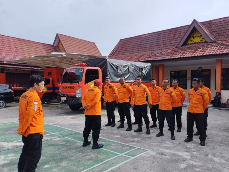 Basarnas Pekanbaru dan BPBD Riau Kirim Bantuan Personel ke Sumbar