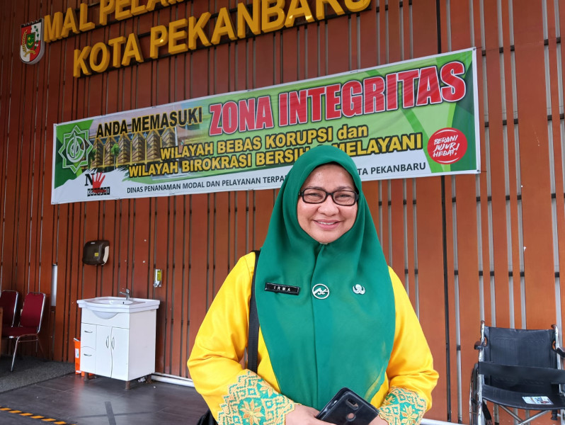 Imbau Tidak Gunakan Jasa Calo, Kadisdukcapil Pekanbaru Pastikan Pelayanan Gratis