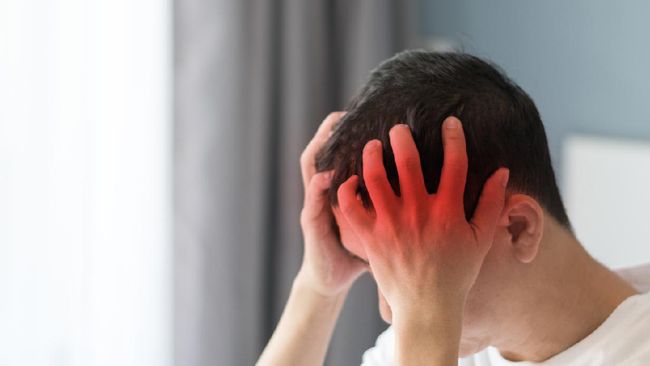 Beda Sakit Kepala Biasa dan Akibat Stroke