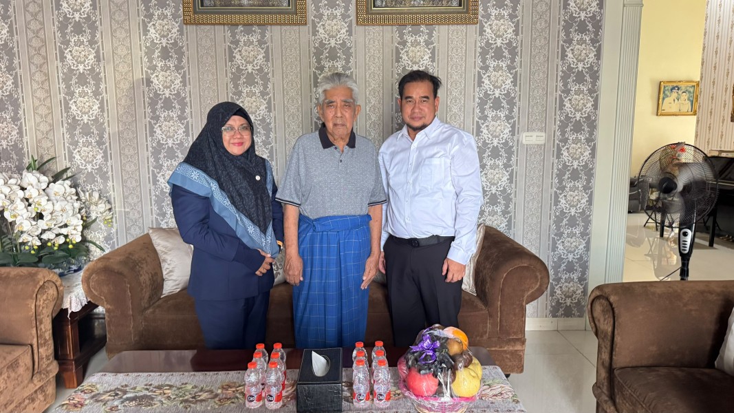 Bawa Direktur BSP Temui Arwin AS, Bupati Afni: Minta Doa Orang Tua yang Berjasa