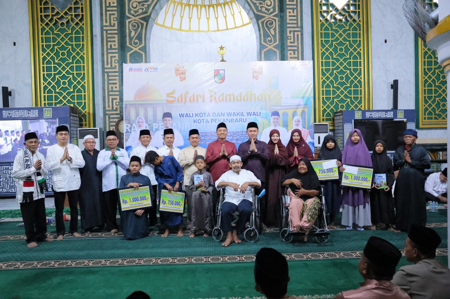 Safari Ramadan di Masjid Raya Senapelan, Wali Kota Sampaikan Capaian dan Target Pembangunan