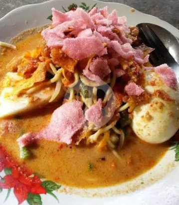 Lontong Malam Kedai Botan, Rekomendasi Tempat Kuliner Malam di Pekanbaru