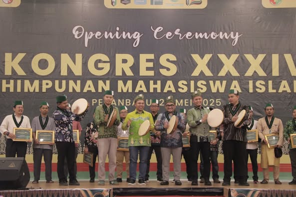 Wali Kota dan Gubernur Riau Buka Kongres Ke-34 HMI, Dorong Lahirnya Pemimpin Muda Berkualitas