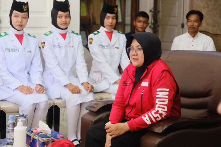 Sukses Jalankan Tugas, Bupati Afni Ajak Paskibraka Kenali Potensi Daerah