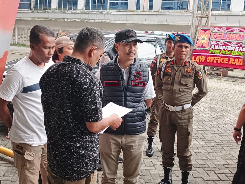 Satpol PP Pekanbaru Segel THM Heaven Two Resto dan KTV