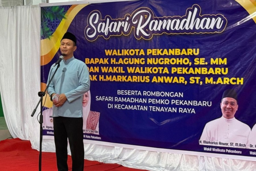 Safari Ramadan ke Kecamatan Tenayan Raya, Wako Pekanbaru Salurkan Banyak Bantuan
