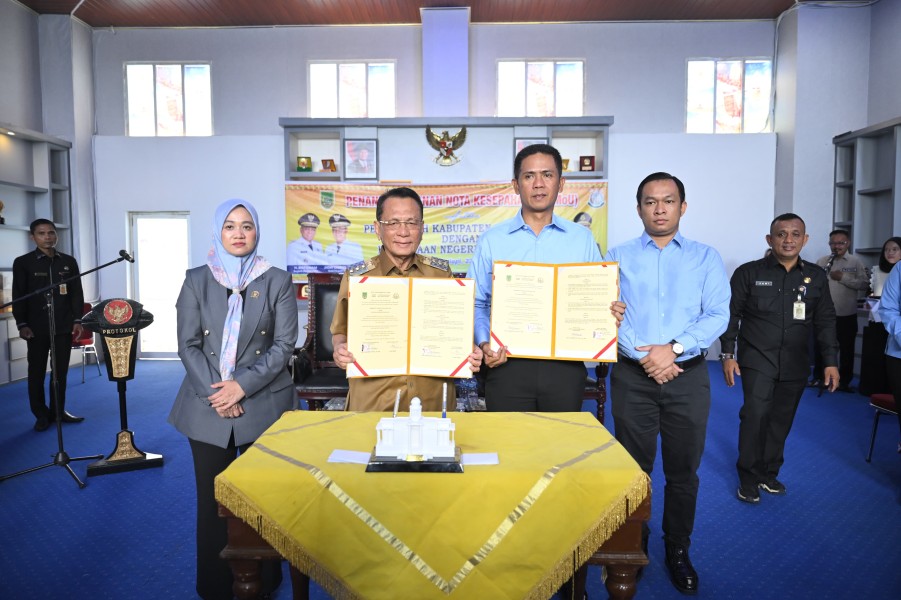 Pemkab Rohil dan Kejari Eohil Tanda Tangani MoU, Perkuat Sinergi Cegah Penyelewengan Anggaran Tahun 20205