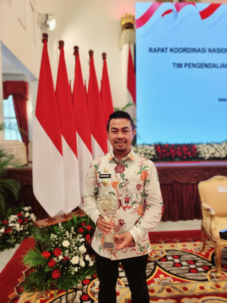 Pemko Pekanbaru Raih Penghargaan TPID Berkinerja Baik di Kawasan Sumatera