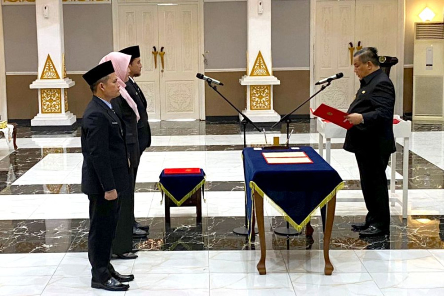Pj Gubri SF Hariyanto Lantik 3 Kepala OPD di Lingkungan Pemprov Riau