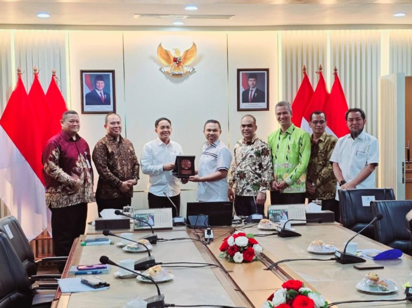 Gubri Abdul Wahid Temui Menteri Kehutanan Minta Dukungan Pengelolaan Kawasan Hutan