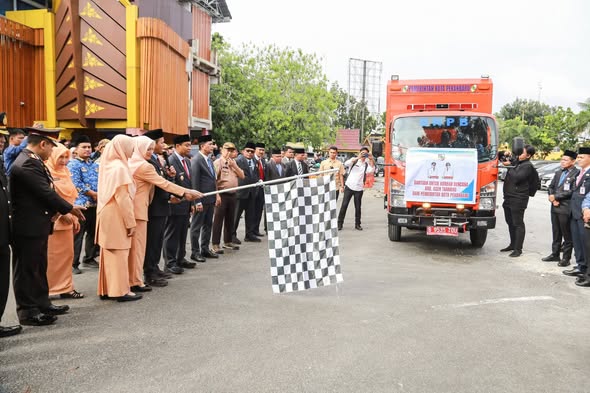 Pemko Pekanbaru Kirim 7 Truk Bantuan untuk Aceh Tamiang