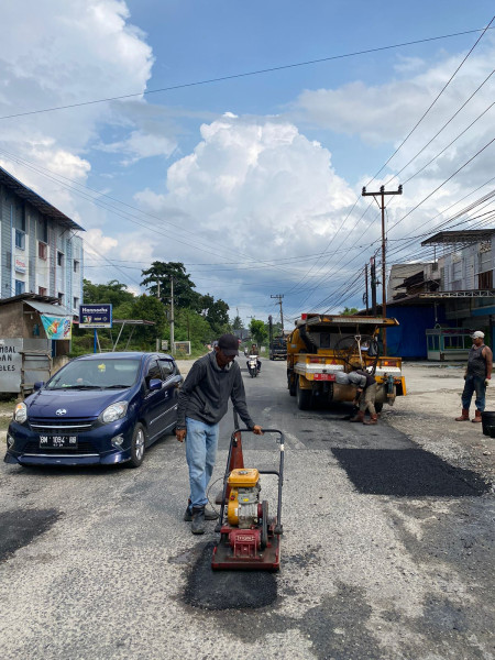 Pj Walikota Pekanbaru Terus Ingatkan PUPR Percepat Perbaiki Jalan Rusak