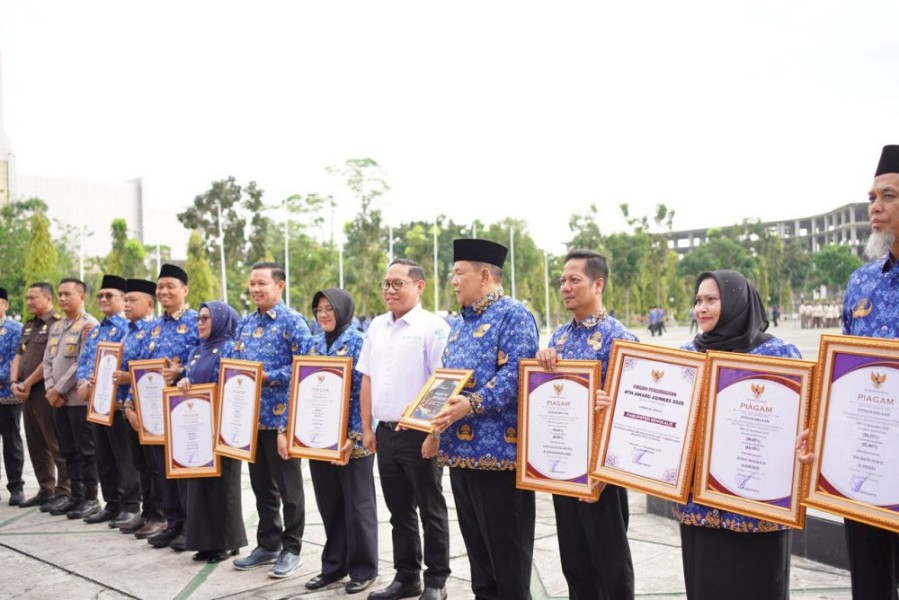 Penghargaan UHC 2025: Pemprov Riau Apresiasi Kinerja Kabupaten/Kota