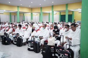 3 Mei Sebanyak 5.033 Jemaah Haji Riau Mulai Diberangkatkan