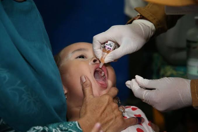 Kejar Target Vaksinasi, Diskes Pekanbaru Gelar Sweeping Polio di Tuah Madani