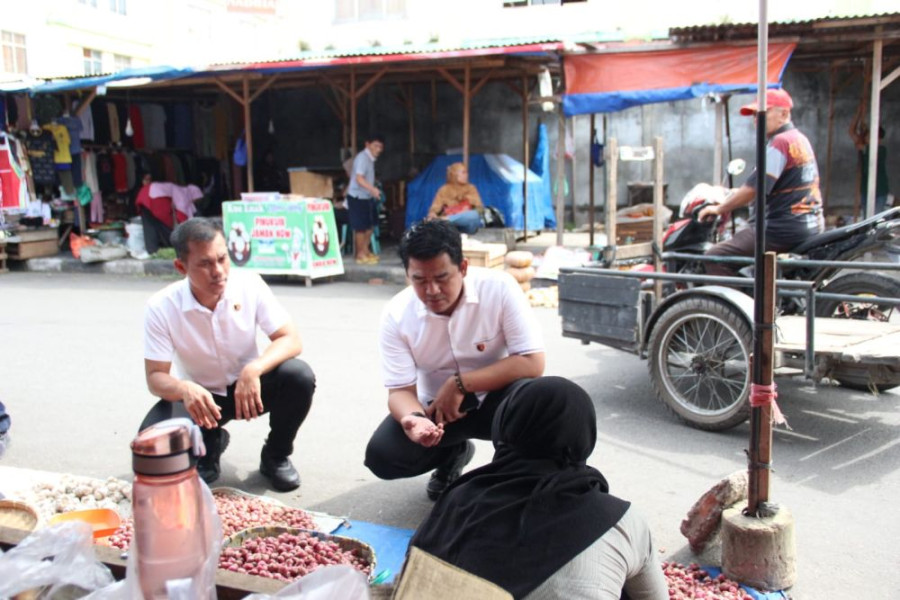 Polresta Pekanbaru Cek Kelayakan Hewan Kurban dan Bahan Pokok