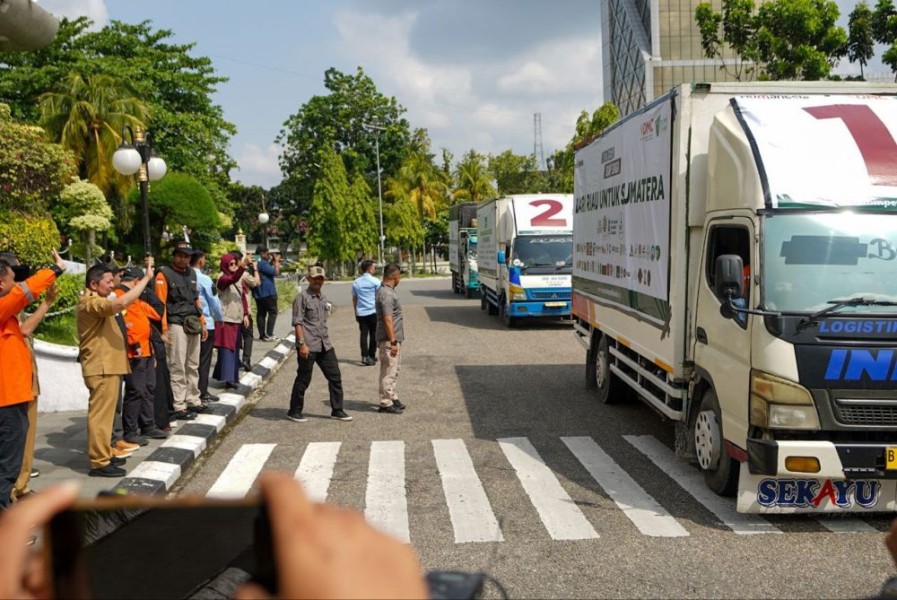Bantuan Kemanusiaan Diberangkatkan dari Riau ke Aceh