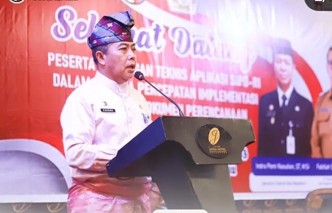 Plt Assisten III Buka Acara Bimtek Aplikasi SIPD-RI Yang Digekar BKPSDM Pekanbaru