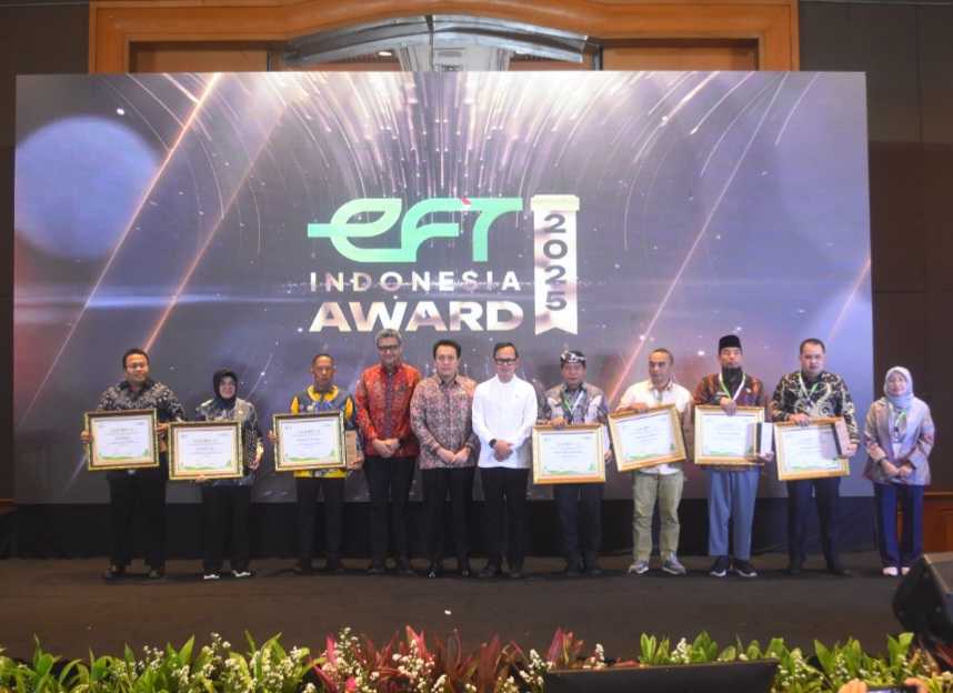 Terima Penghargaan, Bupati Siak Perkuat Skema Pentahelix Untuk Pendanaan Lingkungan