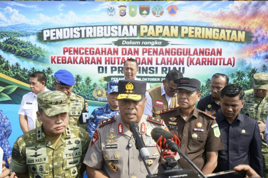 Polda Riau Pasang 260 Plang di Lokasi Bekas Karhutla