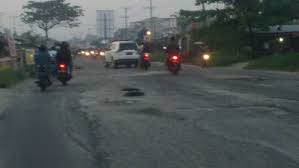 Dibantu BUMN, Perbaikan Jalan Garuda Sakti 12 Km Mulus Tanpa APBD