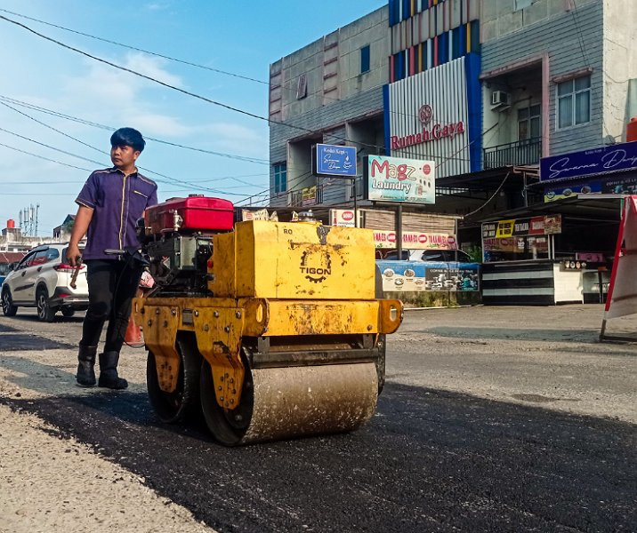 Bertahap, Perbaikan Jalan Rusak Direalisasikan Dinas PUPR Kota Pekanbaru