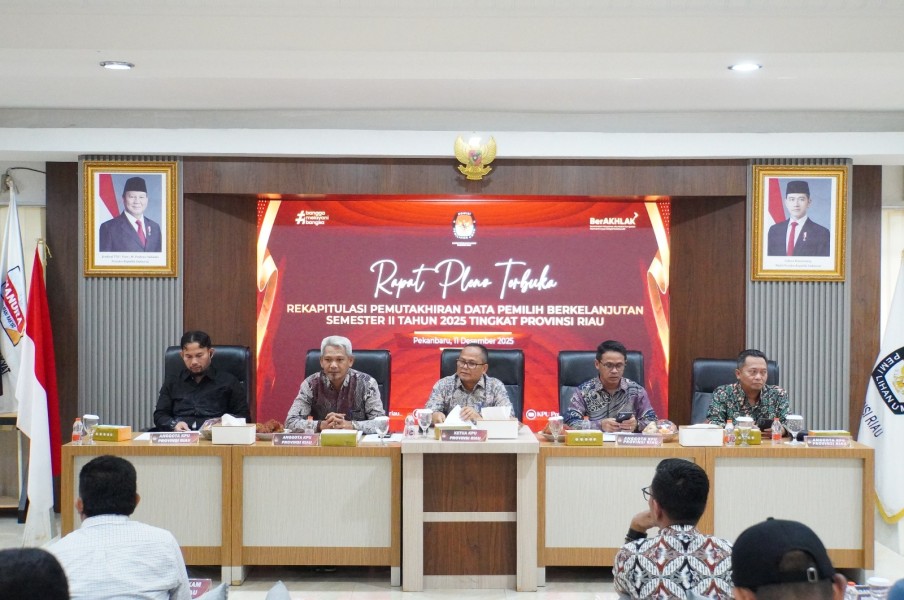 Rekapitulasi KPU Riau: Jumlah Pemilih di Riau Kini Tembus 5.072.178 Orang