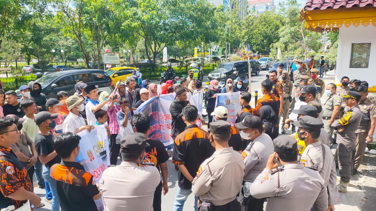 Desakan Penutupan Holywings di Pekanbaru Kembali Datang Dari Forum Umat Pekanbaru dan Sapma PP