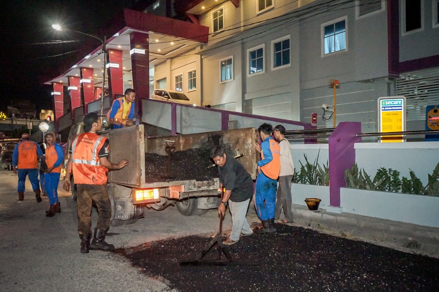 Bertahap Pemko Pekanbaru Terus Lakukan Perbaikan Jalan Rusak