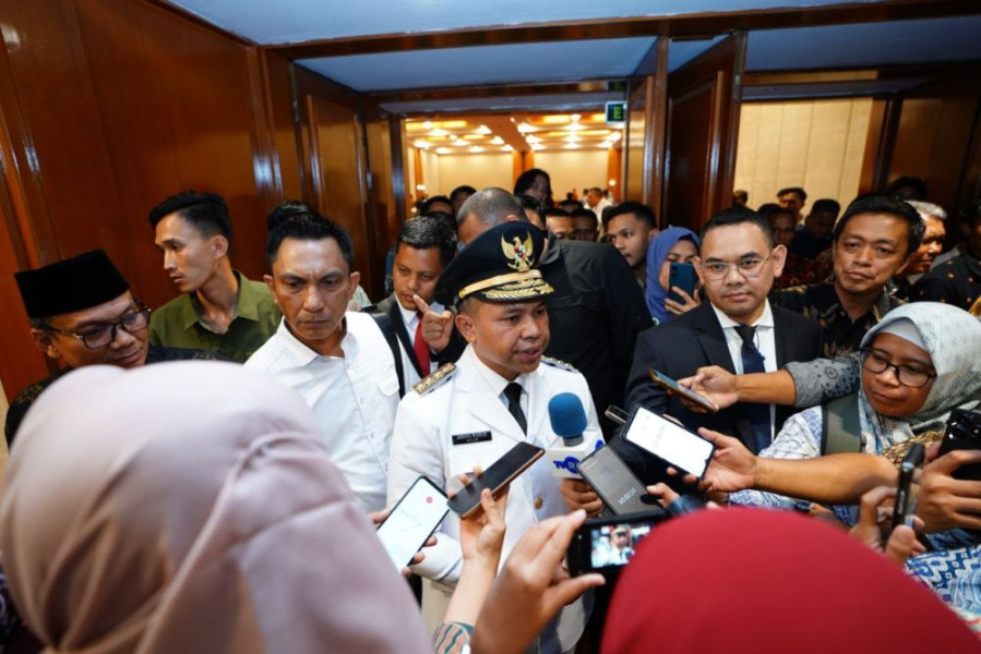 Gubernur Riau Rencanakan Ada Mutasi Setelah  Evaluasi Kompetensi Kemampuan Manajemen