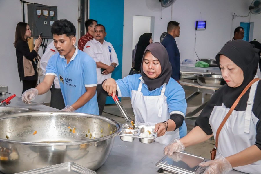 Wako Pekanbaru Perintahkan OPD Rutin Gelar Rapat Bahas Program MBG