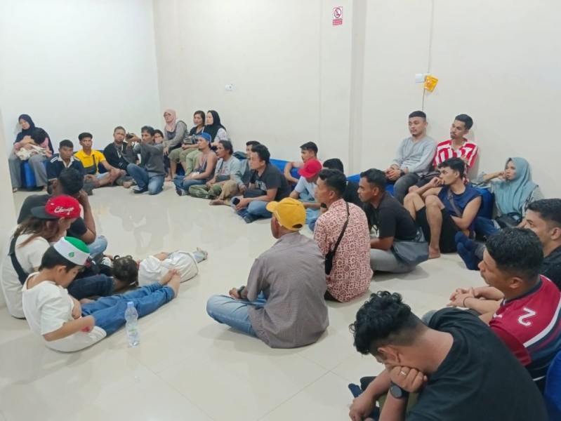 Polisi Amankan 37 PMI Ilegal dan 1 Warga Bangladesh di Dumai