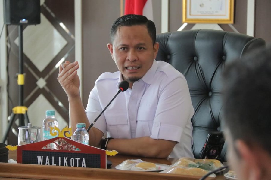 Pemko Pekanbaru Realisasikan Program Pembangunan Rp100 Juta Per RW